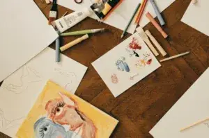 diificile de repérer le matériel de dessin dont vous avez besoin